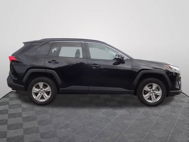 Used 2024 Toyota RAV4 XLE FWD image 4