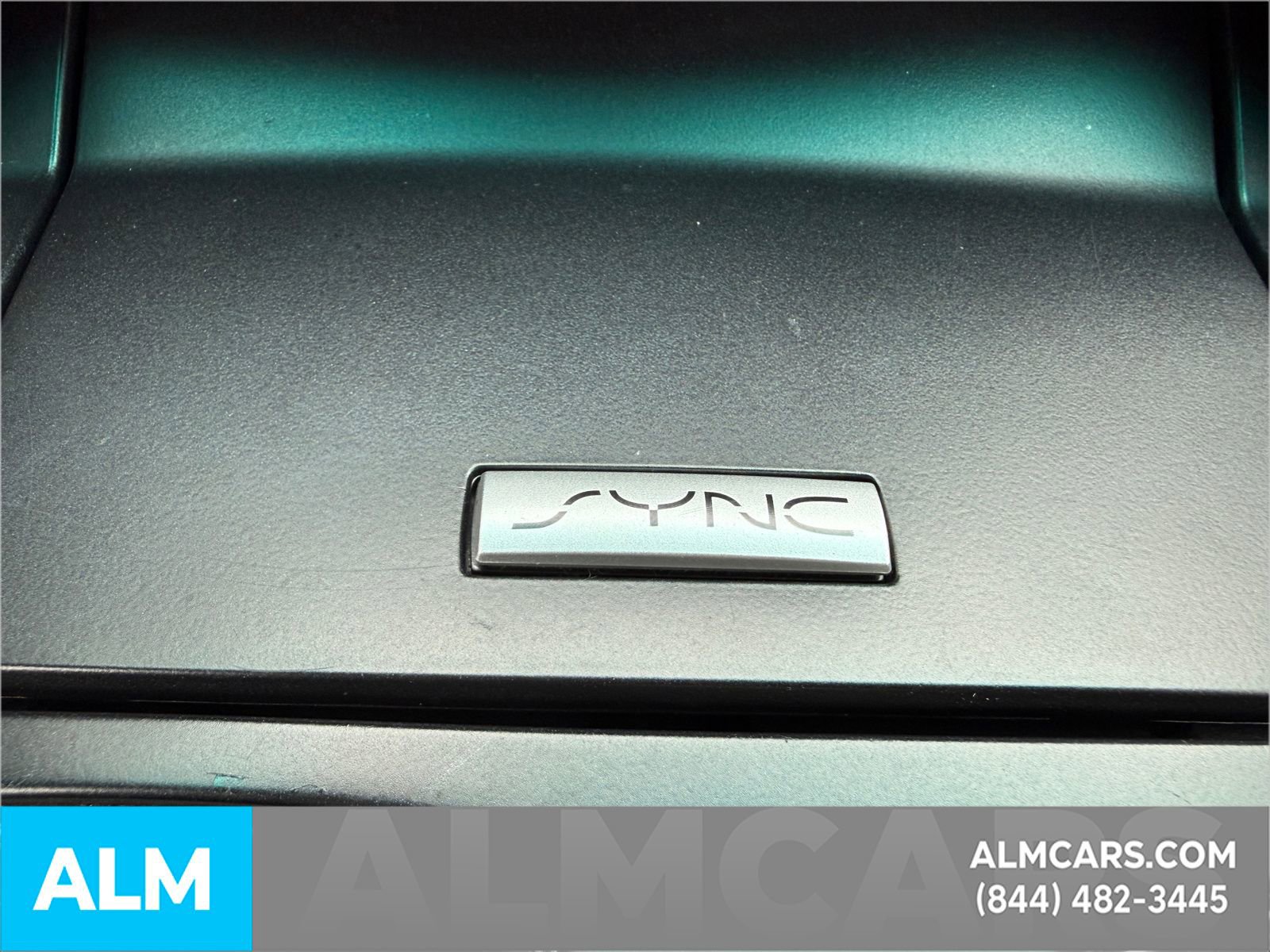 Used 2016 Ford Explorer XLT image 23