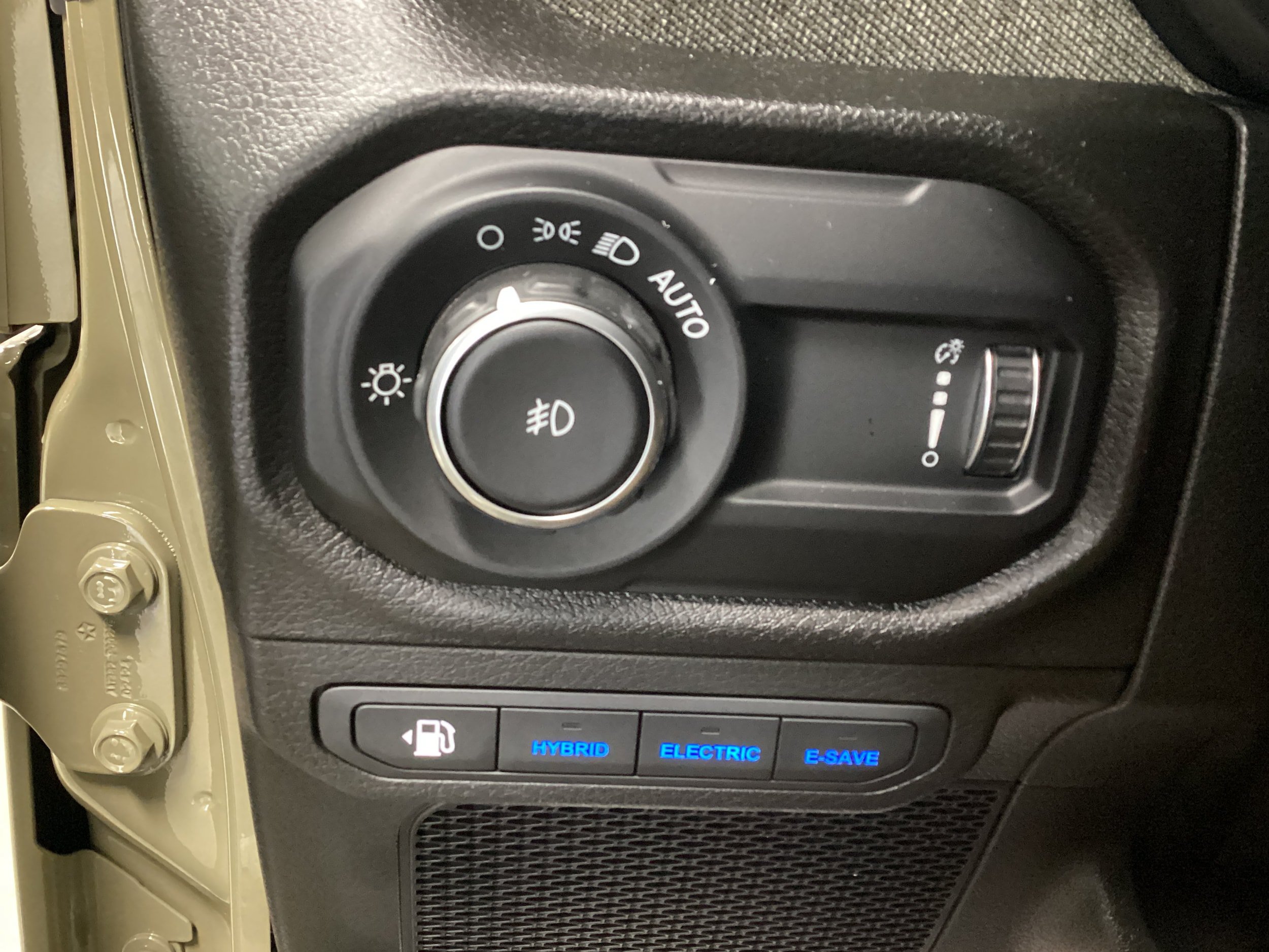 Used 2025 Jeep Wrangler Unlimited Sport S 4xe AWD/4WD image 19