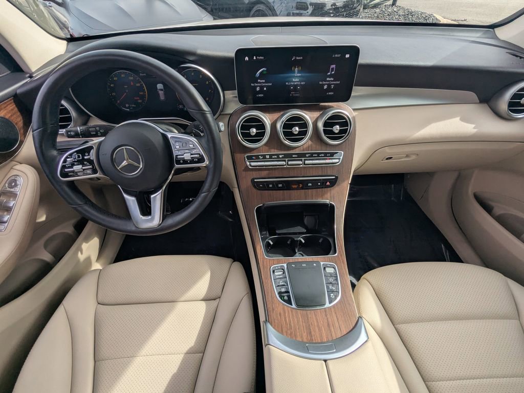 Certified 2022 Mercedes-Benz GLC 300 4MATIC w/ Premium Package Lite image 2