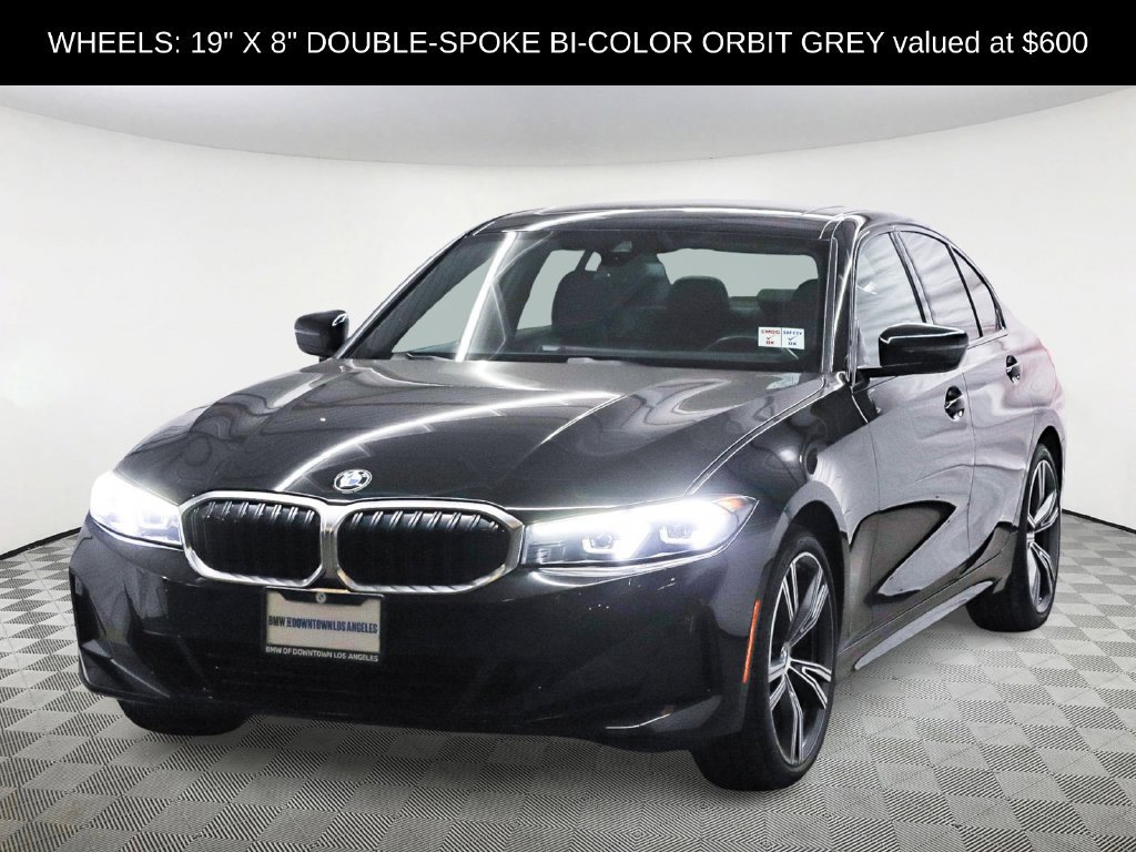 Used 2023 BMW 330i Sedan w/ Driving Assistance Package RWD image 3