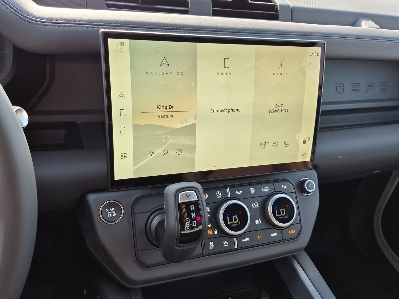 New 2026 Land Rover Defender 110 X-Dynamic SE AWD/4WD image 15