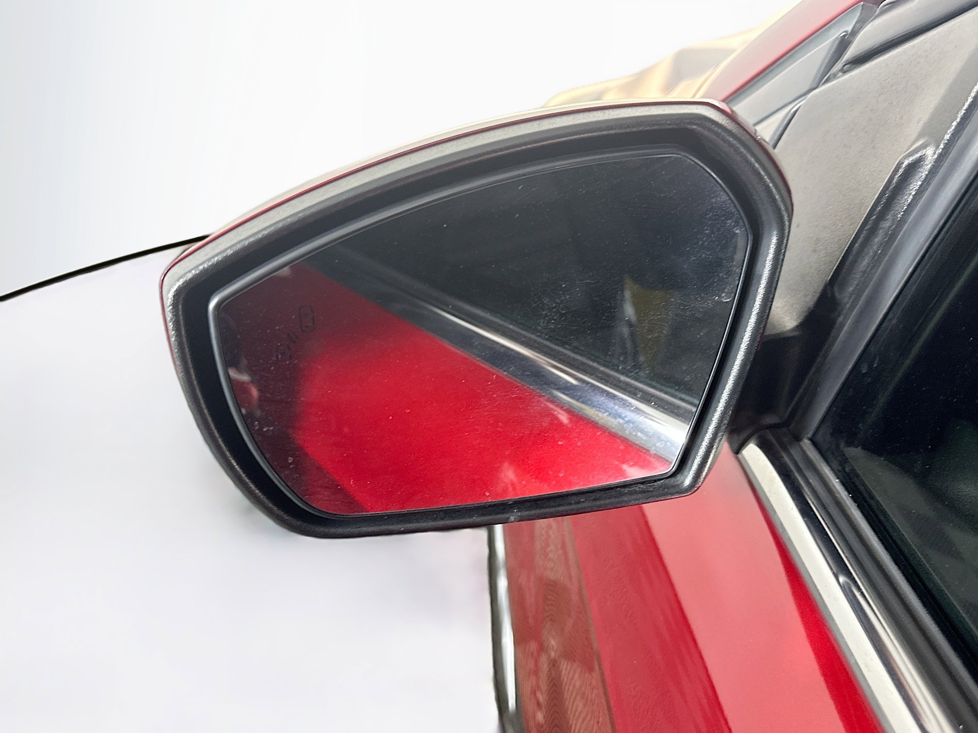 Used 2019 Ford Escape SEL FWD image 16