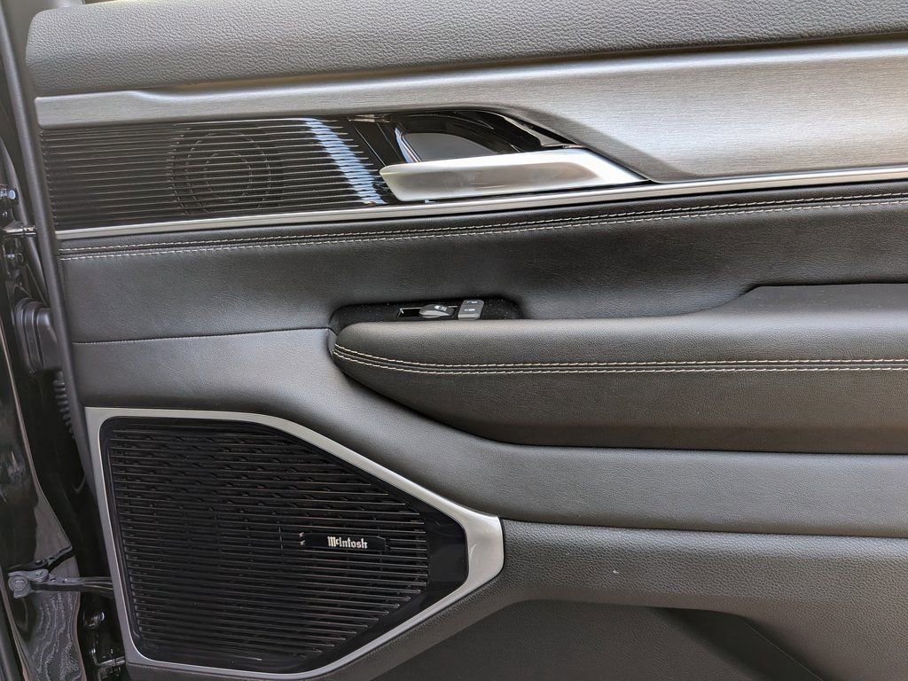 New 2026 Jeep Grand Wagoneer Limited image 24