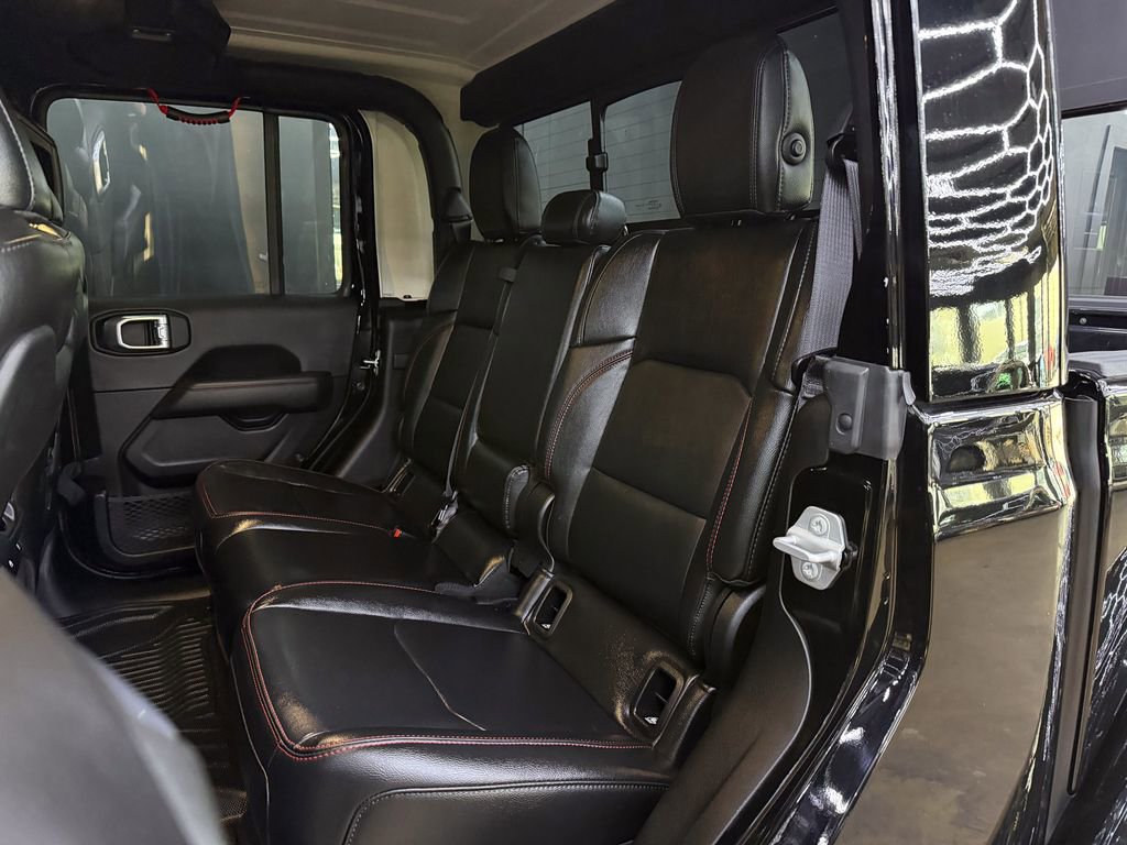Used 2022 Jeep Gladiator Rubicon w/ LED Lighting Group image 18