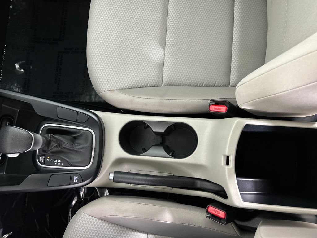 Used 2025 Kia Soul LX w/ LX Technology Package FWD image 15