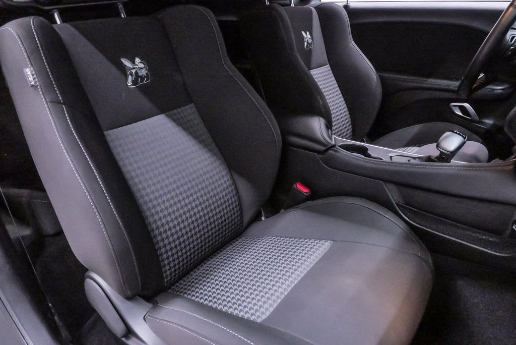 Used 2022 Dodge Challenger R/T Scat Pack RWD image 14