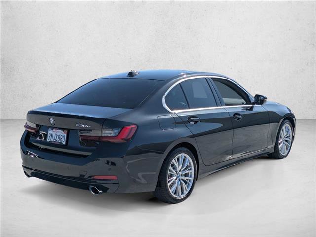Used 2024 BMW 330e w/ Premium Package image 5