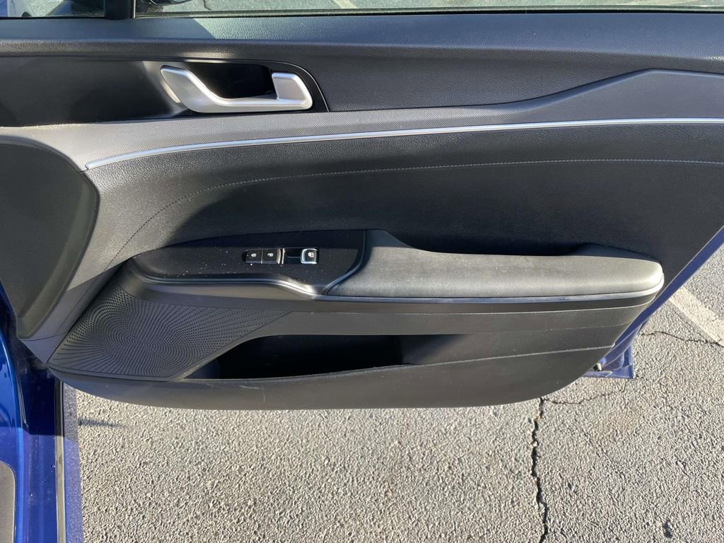 Used 2023 Kia K5 GT-Line image 47