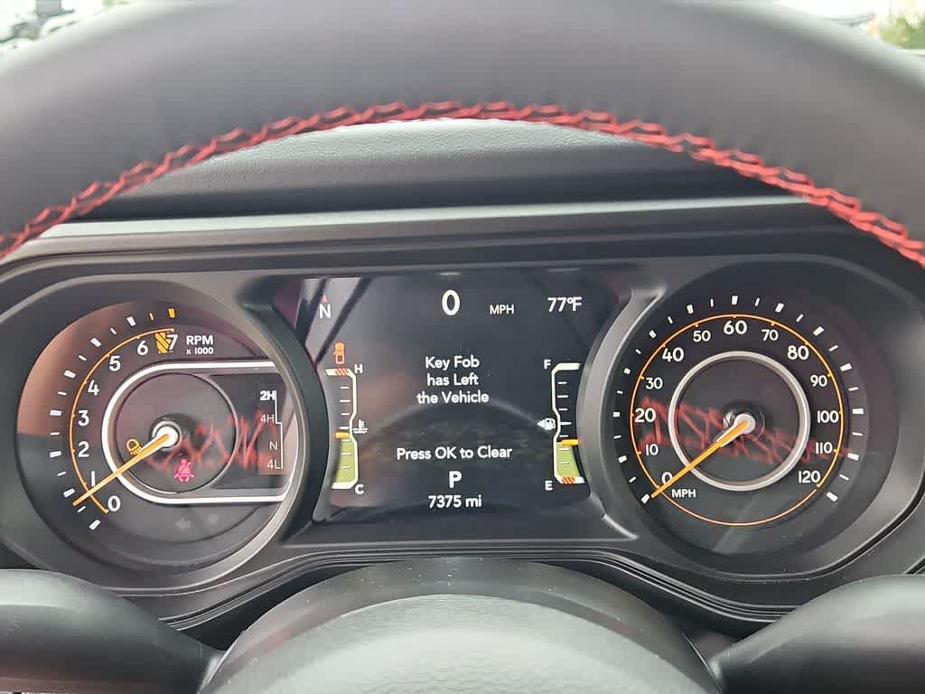 Used 2024 Jeep Gladiator Rubicon AWD/4WD image 22