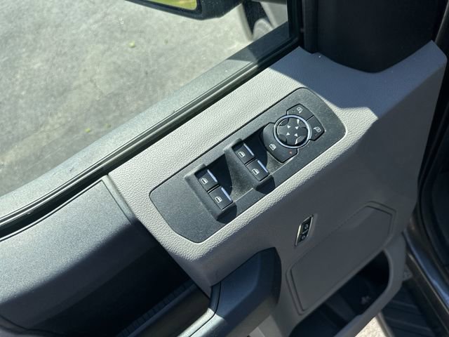 Used 2016 Ford F150 XL w/ Equipment Group 101A Mid AWD/4WD image 17