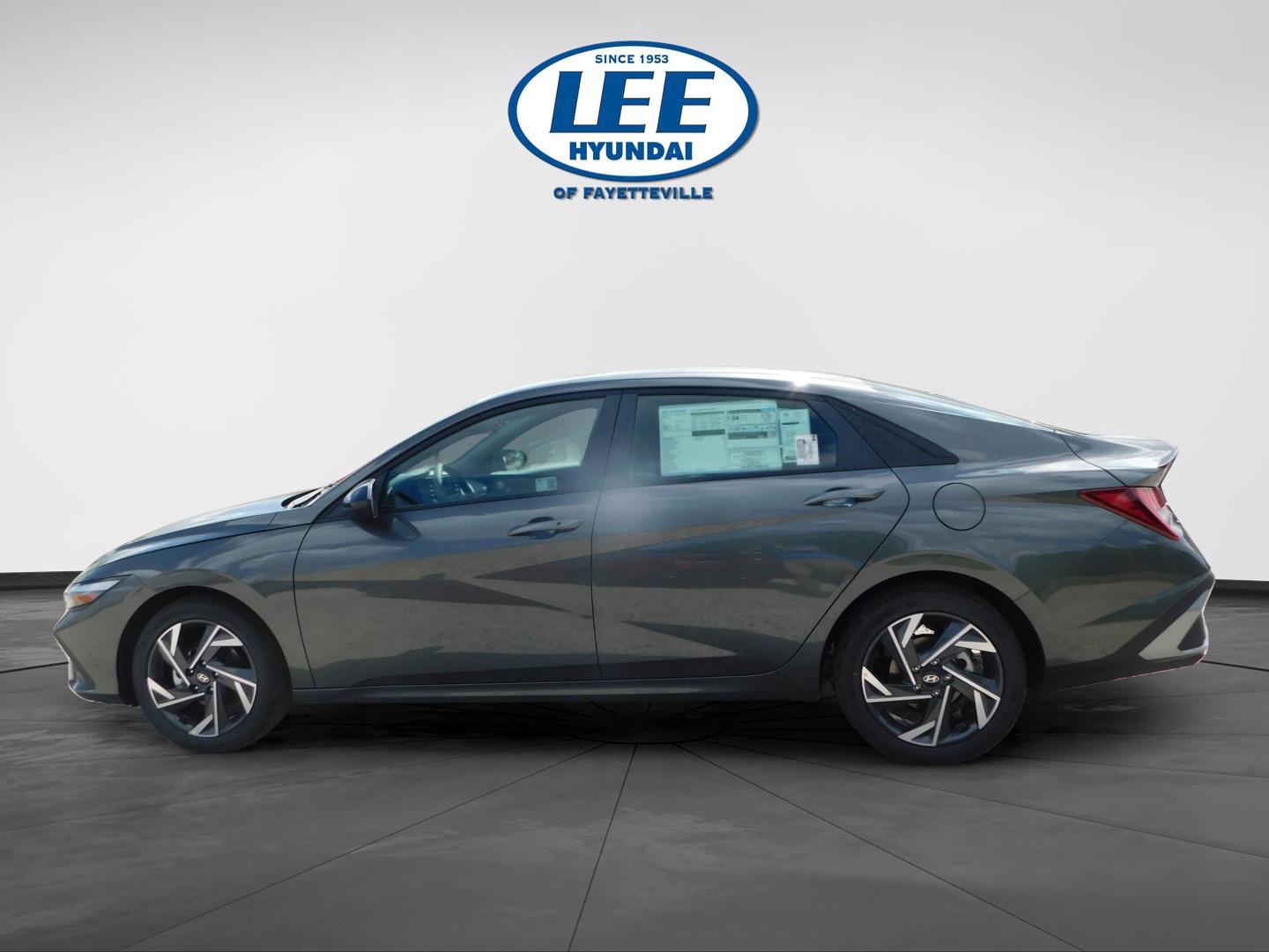 Used 2025 Hyundai Elantra Sport image 6