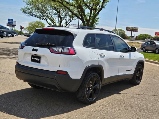 Used 2020 Jeep Cherokee Latitude Plus image 5