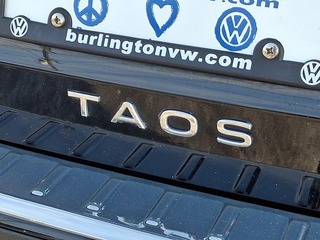 Certified 2025 Volkswagen Taos SE AWD/4WD image 33