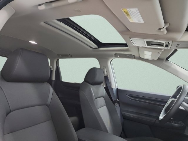 Certified 2025 Honda CR-V EX image 6