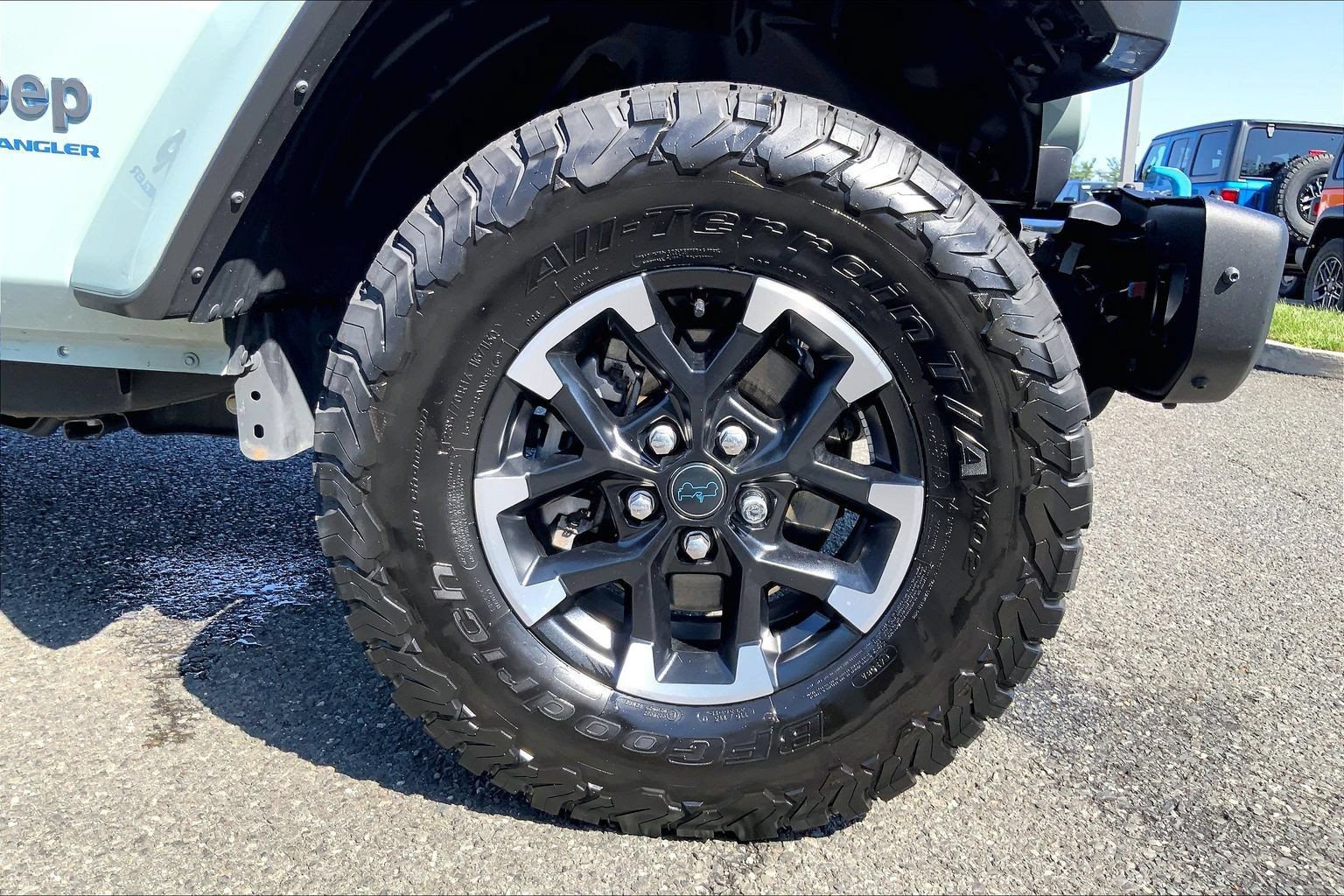 Certified 2024 Jeep Wrangler Unlimited Rubicon 4xe AWD/4WD image 10