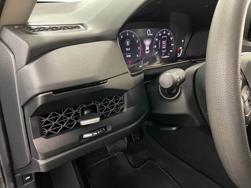 Used 2025 Honda Accord SE image 23