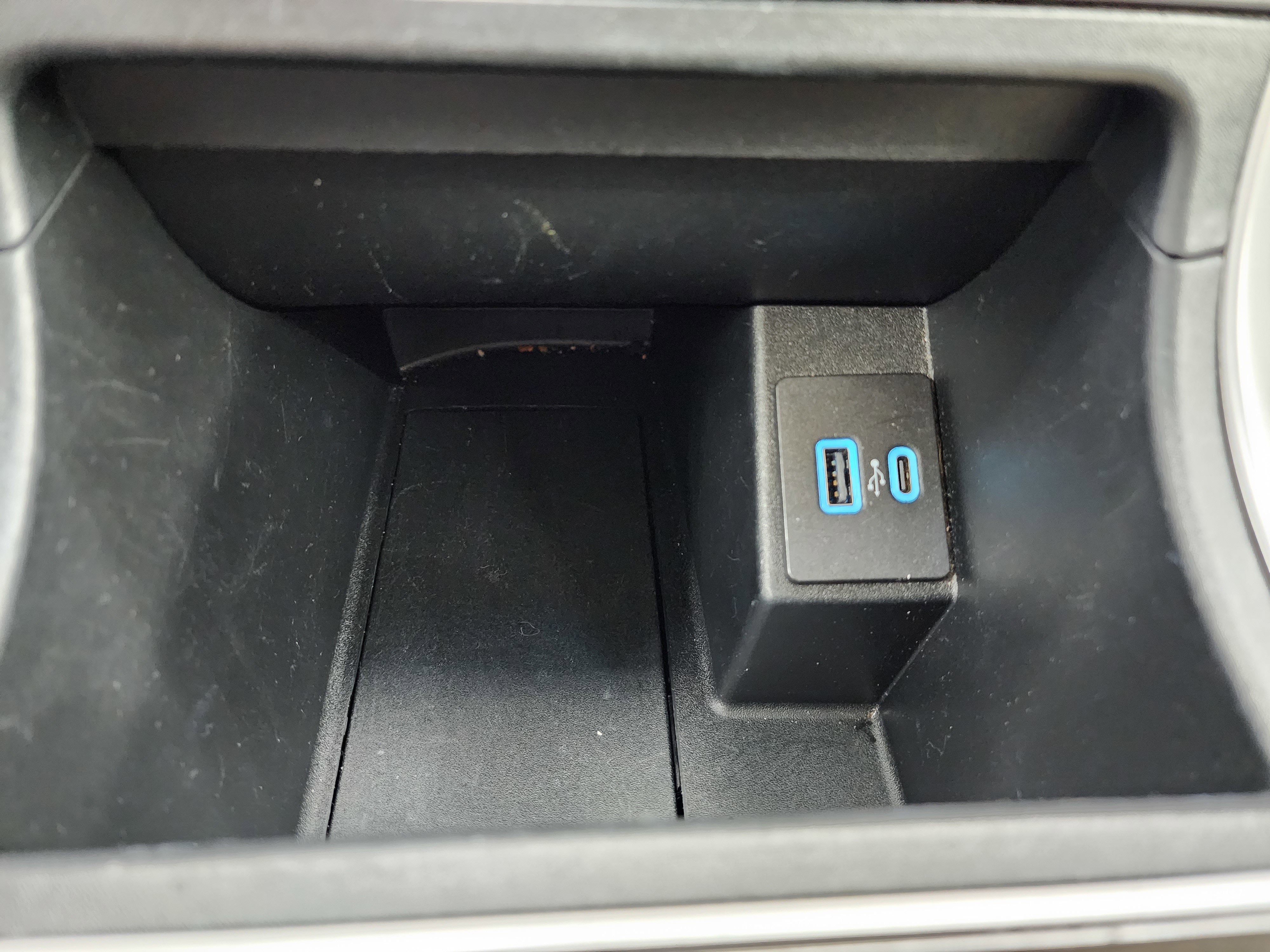 Used 2024 Ford Edge SEL image 46