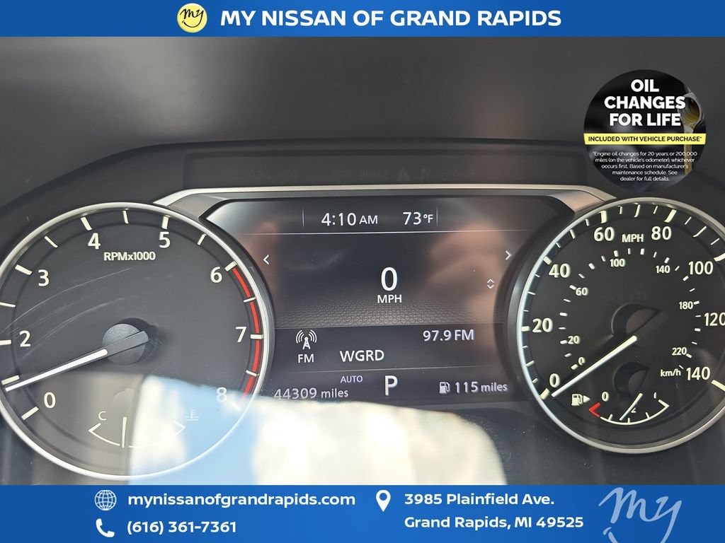 Used 2023 Nissan Rogue SL AWD/4WD image 18