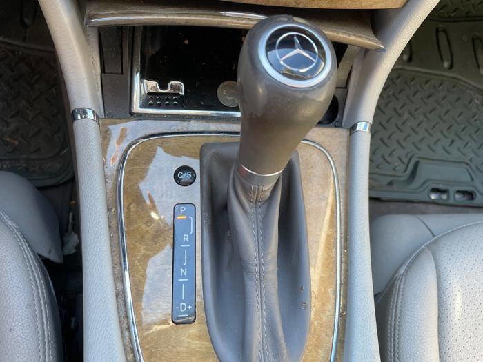 Used 2008 Mercedes-Benz E 350 Sedan image 36