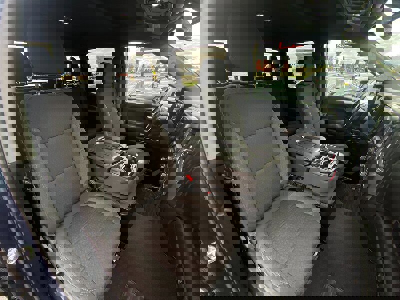 Used 2021 Chevrolet Silverado 1500 LT image 12