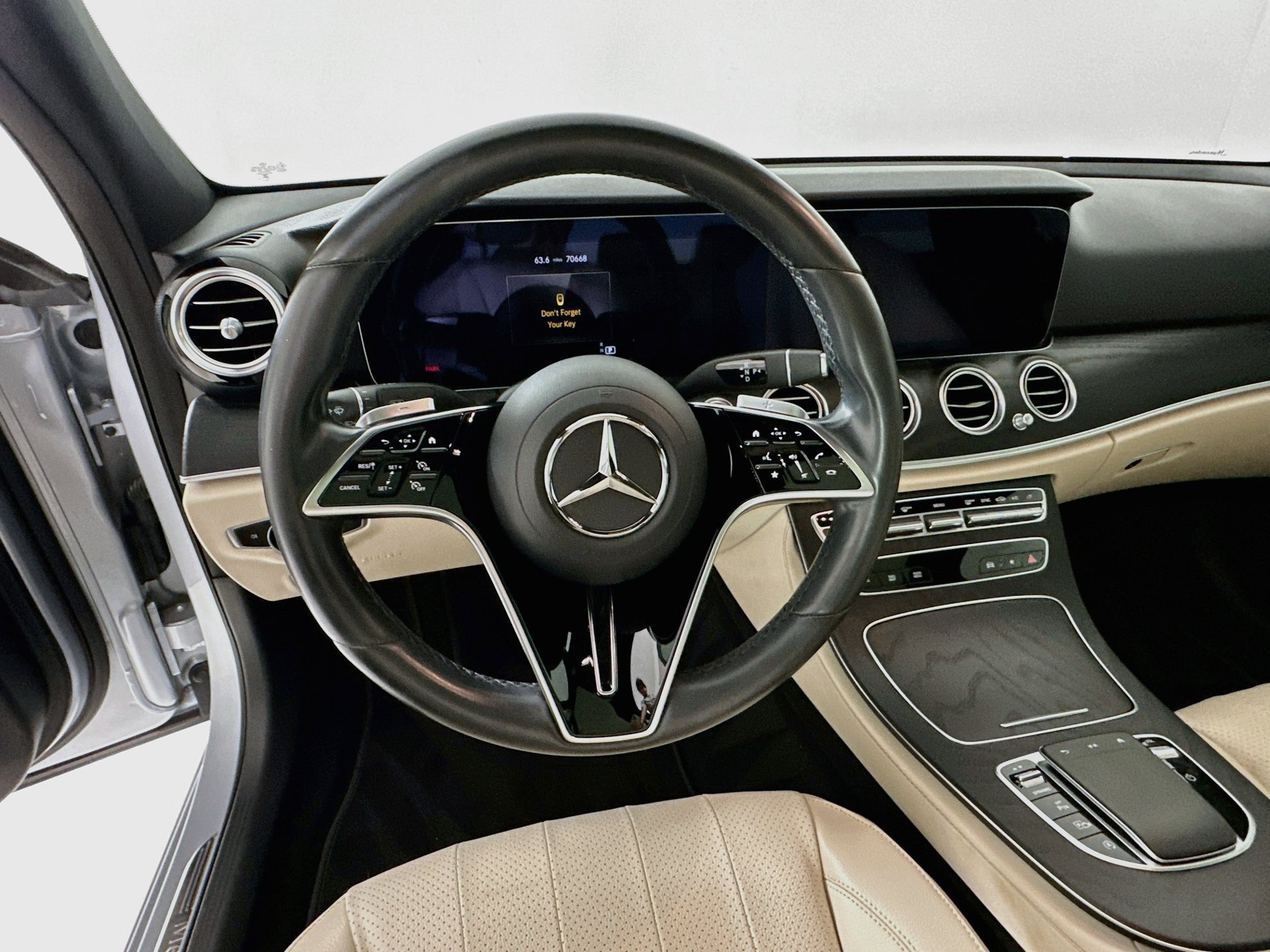 Used 2021 Mercedes-Benz E 450 4MATIC Sedan image 12