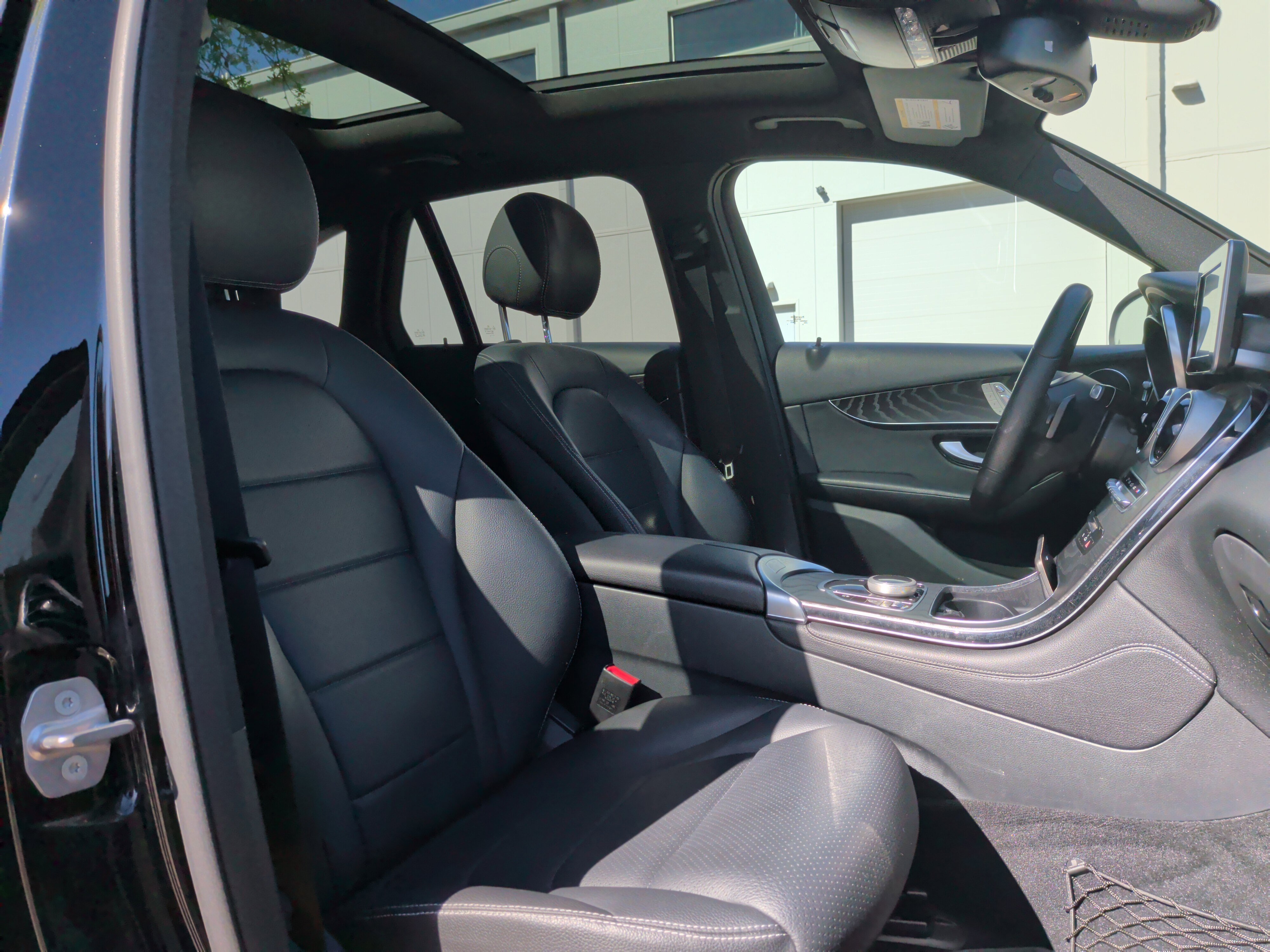 Used 2018 Mercedes-Benz GLC 300 image 34