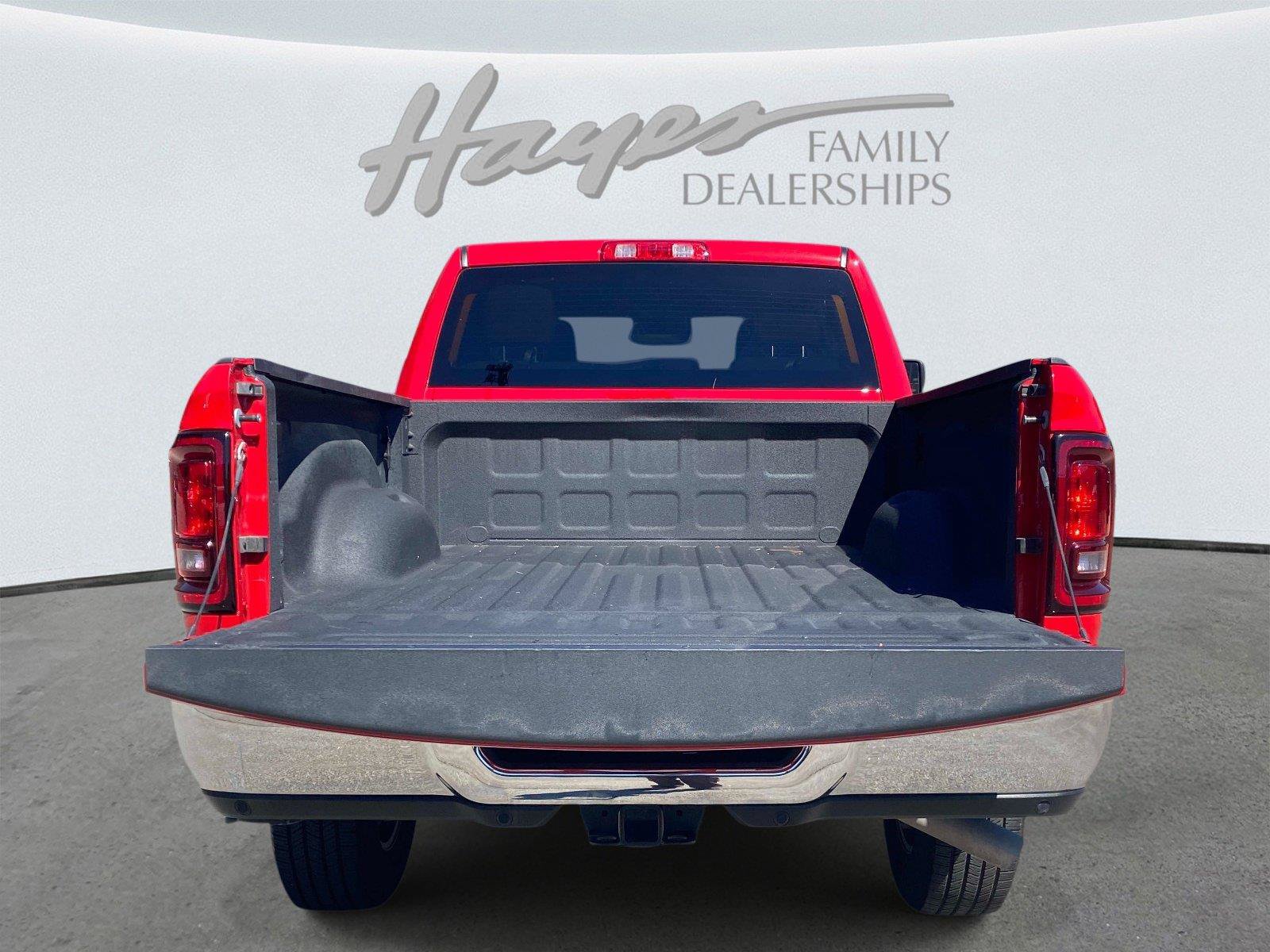 Used 2026 RAM 2500 Big Horn AWD/4WD image 7