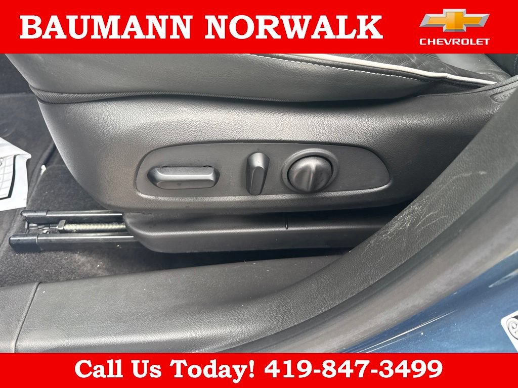 Used 2024 Buick Encore GX Avenir w/ Avenir Convenience Package FWD image 23