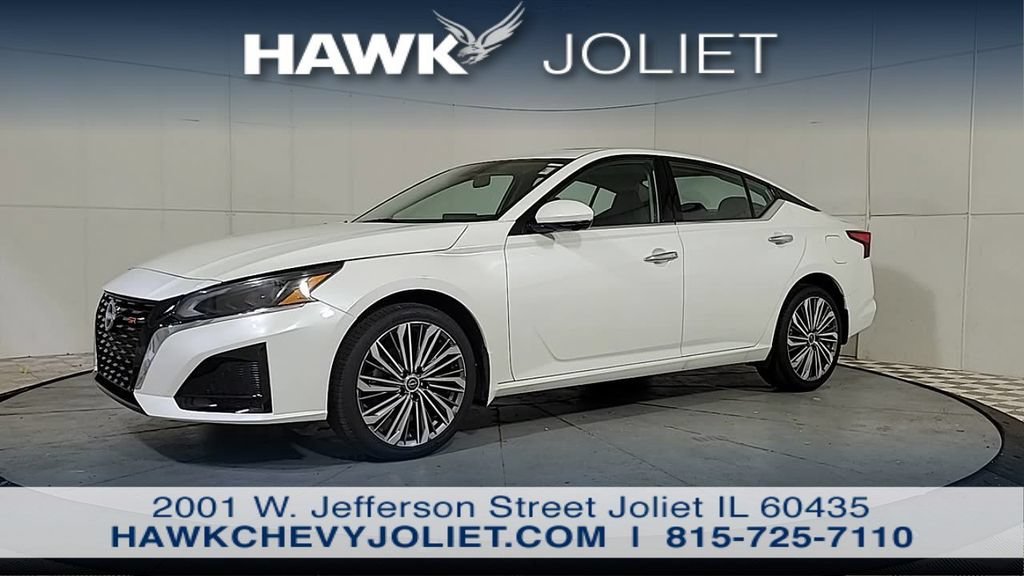 Used 2025 Nissan Altima 2.5 SL AWD/4WD image 4