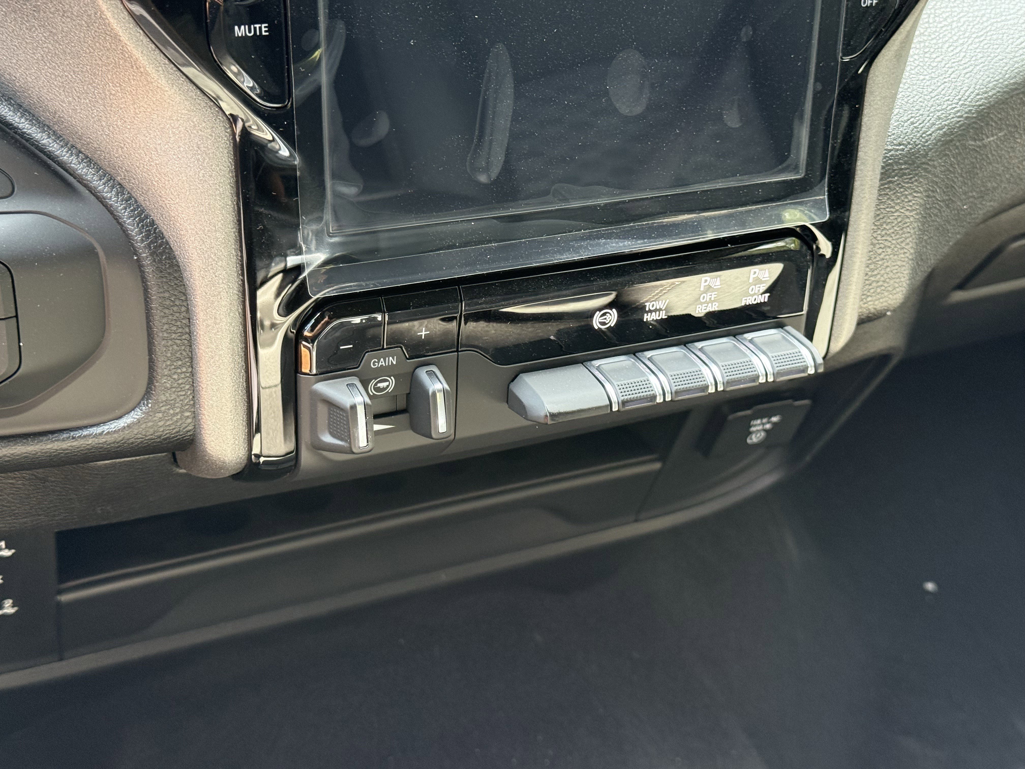 New 2026 RAM 3500 Tradesman image 23