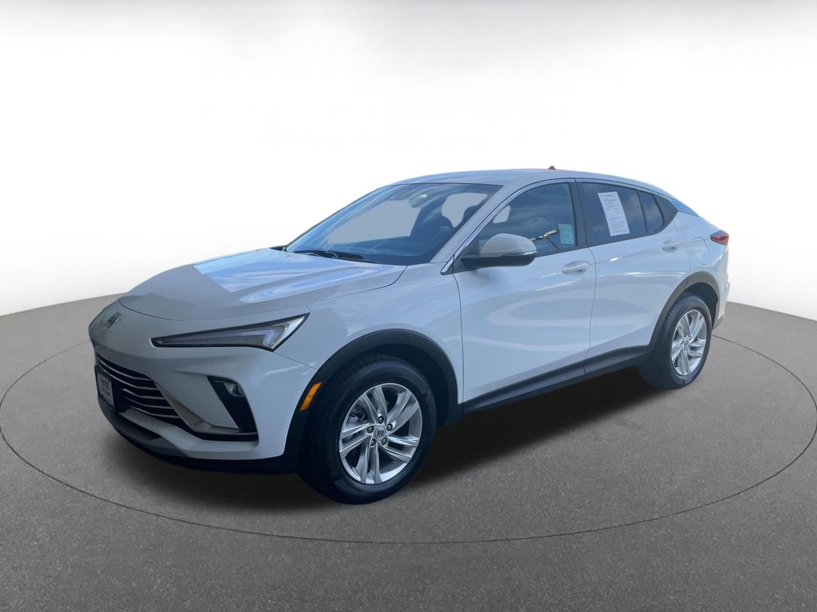 Used 2025 Buick Envista Preferred image 4