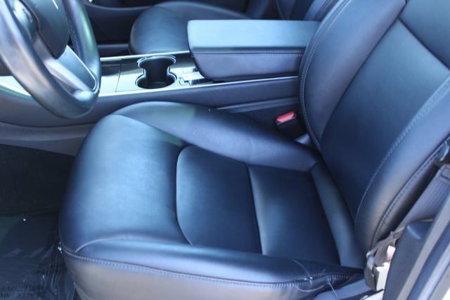 Used 2018 Tesla Model 3 Long Range RWD image 27