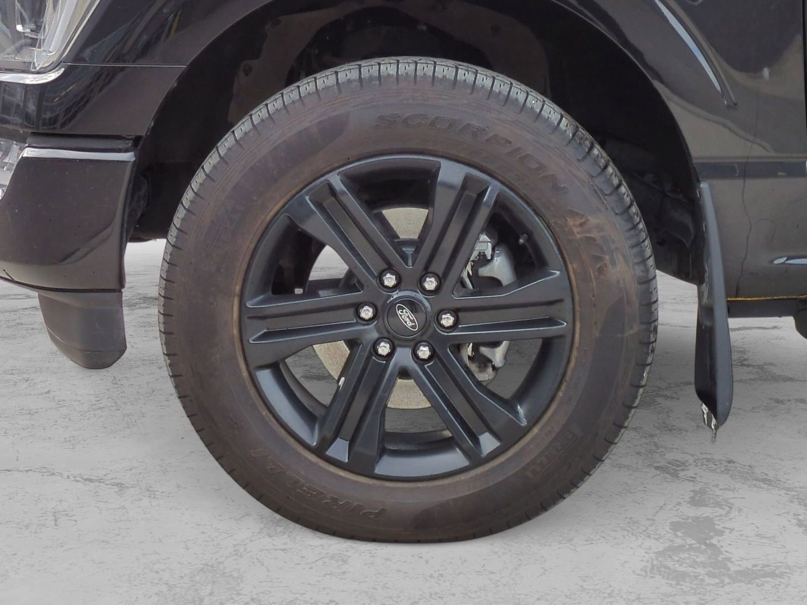 Certified 2023 Ford F150 Lariat w/ Equipment Group 502A High image 17