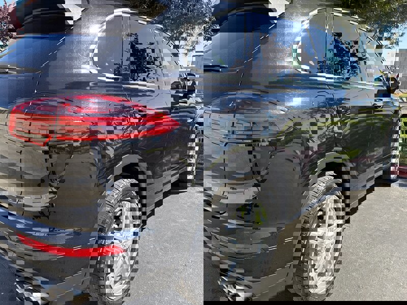 Used 2017 Porsche Cayenne S image 12