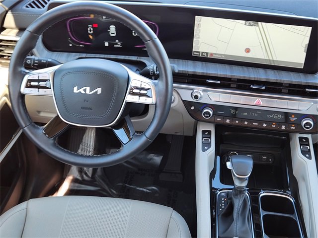 Certified 2025 Kia Telluride EX image 28