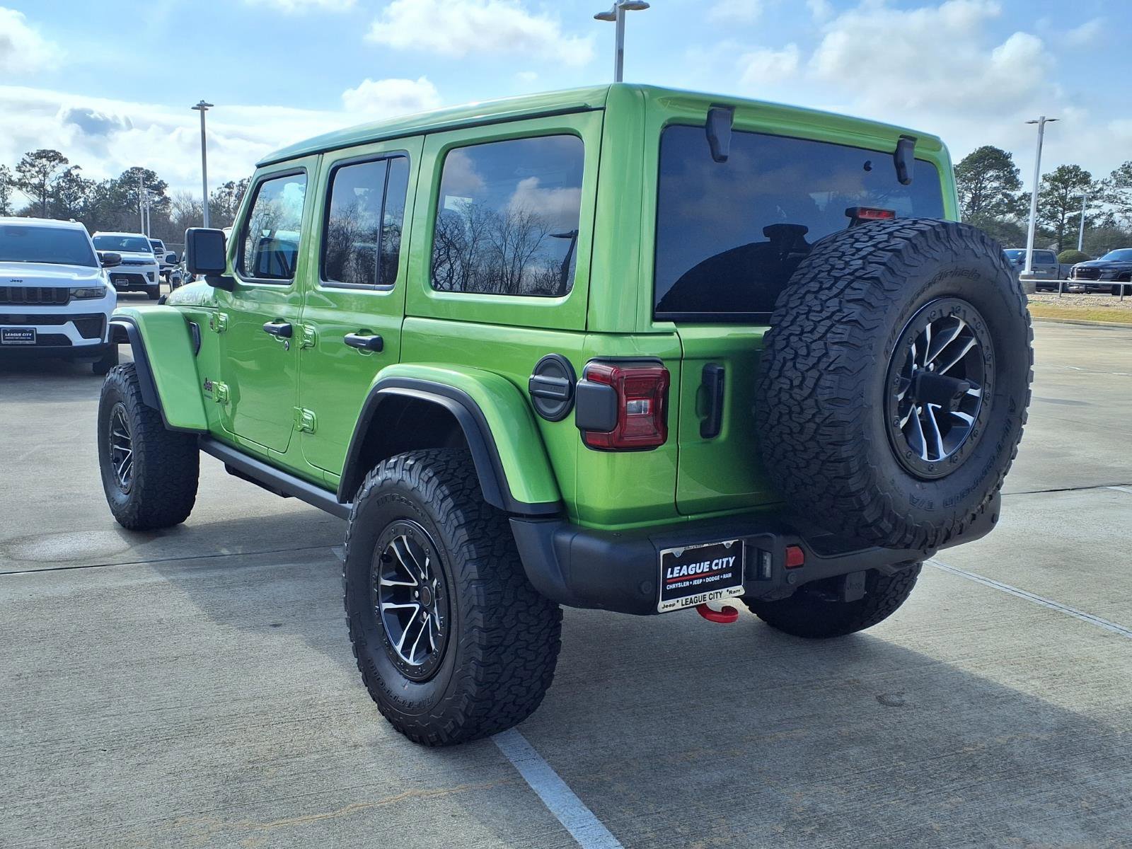 New 2026 Jeep Wrangler Unlimited Rubicon image 2