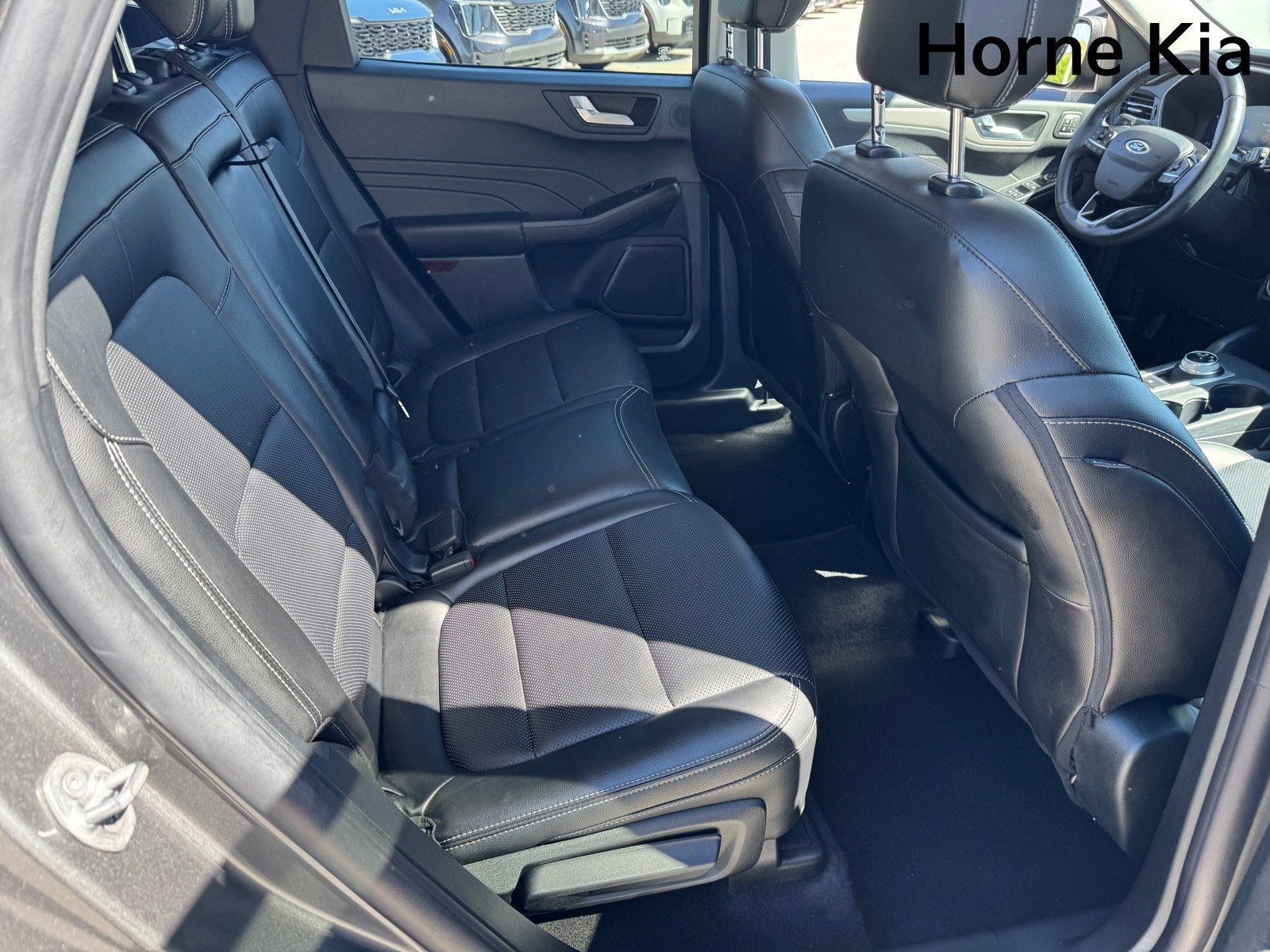 Used 2022 Ford Escape SEL w/ Technology Package FWD image 27