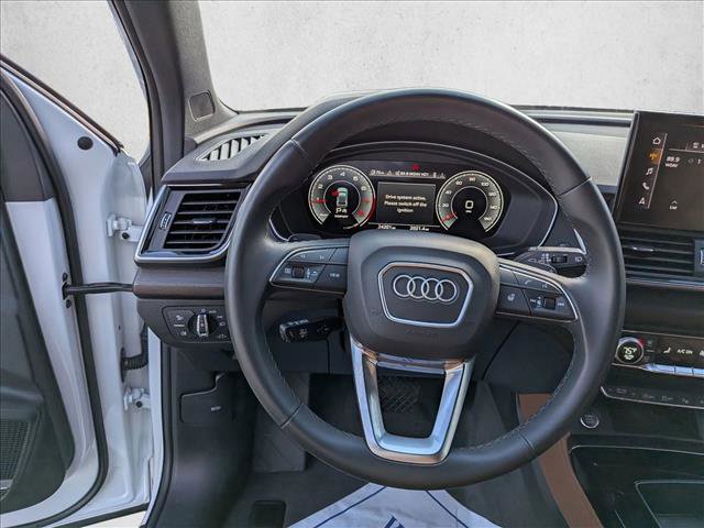 Used 2022 Audi Q5 2.0T Prestige w/ Prestige Package image 12