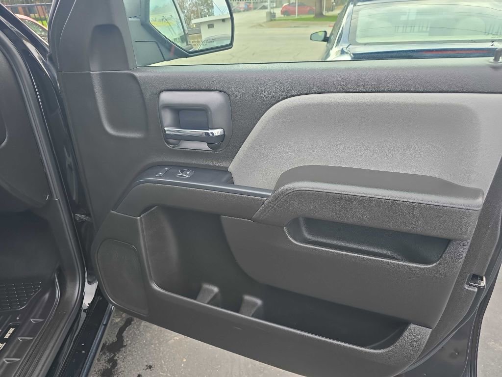 Used 2017 Chevrolet Silverado 1500 Custom w/ Custom Convenience Package image 23