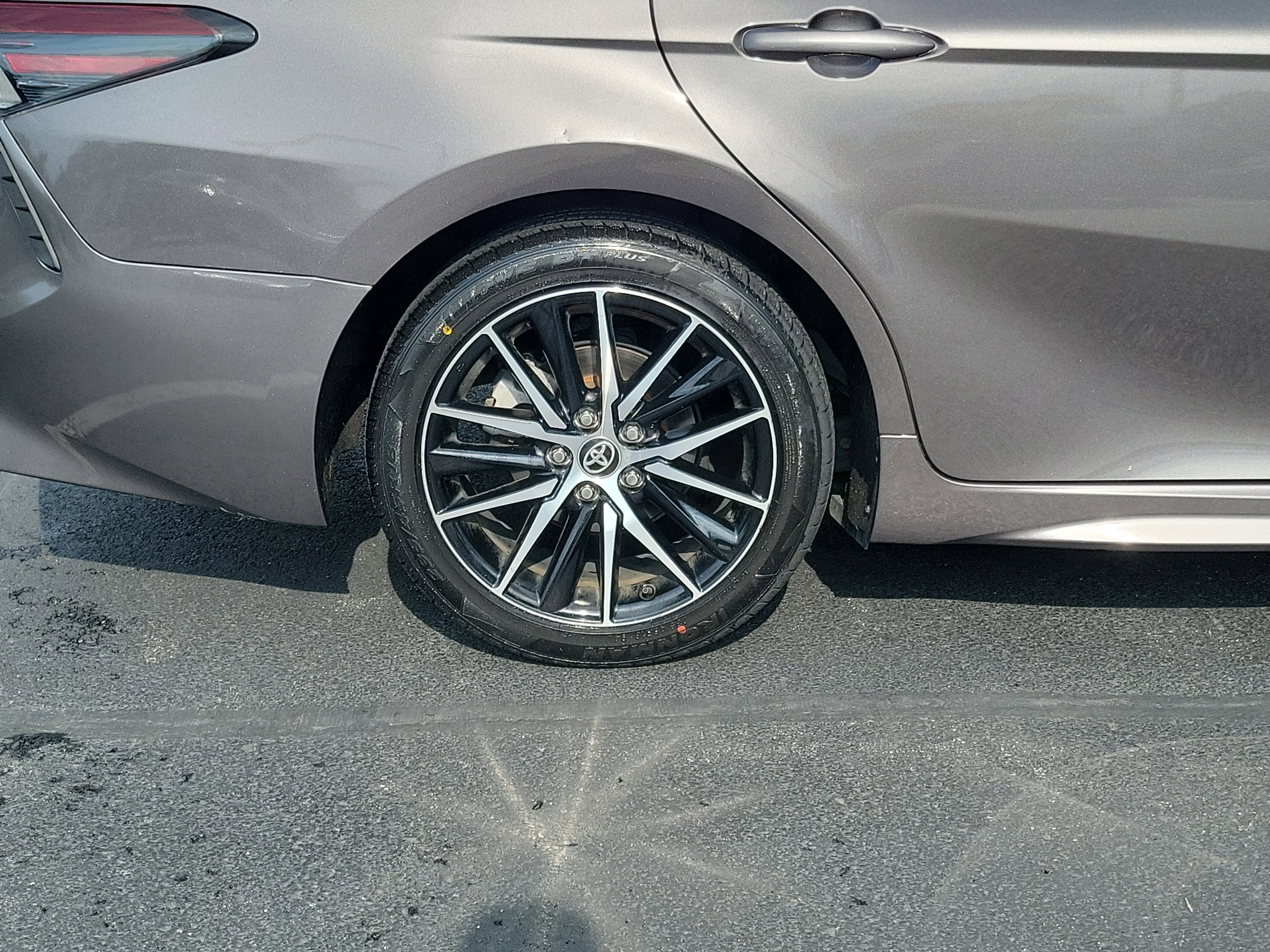Certified 2024 Toyota Camry SE FWD image 6