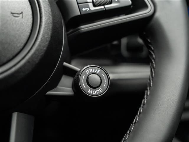 New 2026 Porsche Cayenne Coupe AWD/4WD image 20