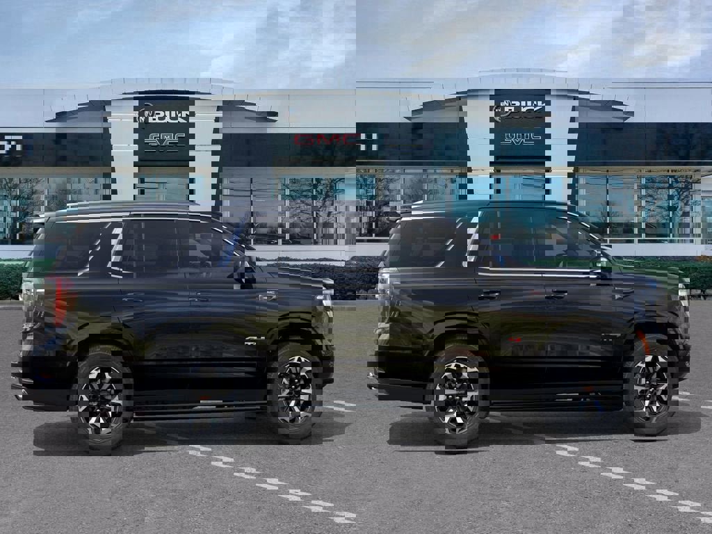 New 2026 GMC Yukon AT4 Ultimate w/ LPO, Floor Liner Package image 5