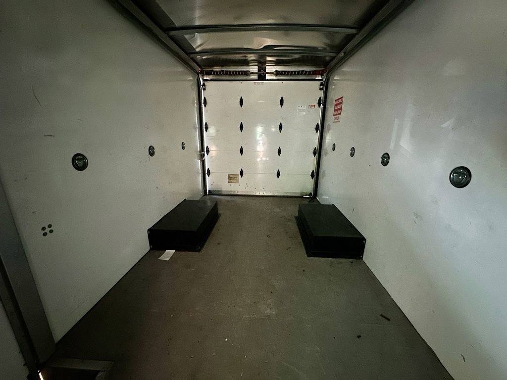 Used 2022 Ford Transit 350 DRW RWD image 13