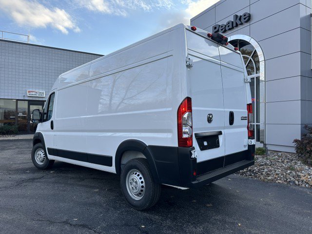 New 2026 RAM ProMaster 2500 w/ Quick Order Package 22G SLT image 4