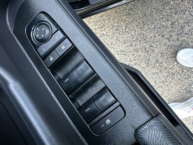 Certified 2025 Toyota 4Runner SR5 AWD/4WD image 30