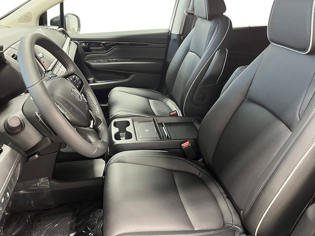 New 2026 Honda Odyssey Touring image 14