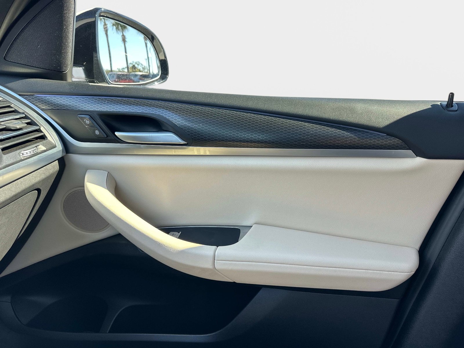 Used 2023 BMW X3 sDrive30i w/ M Sport Package image 25