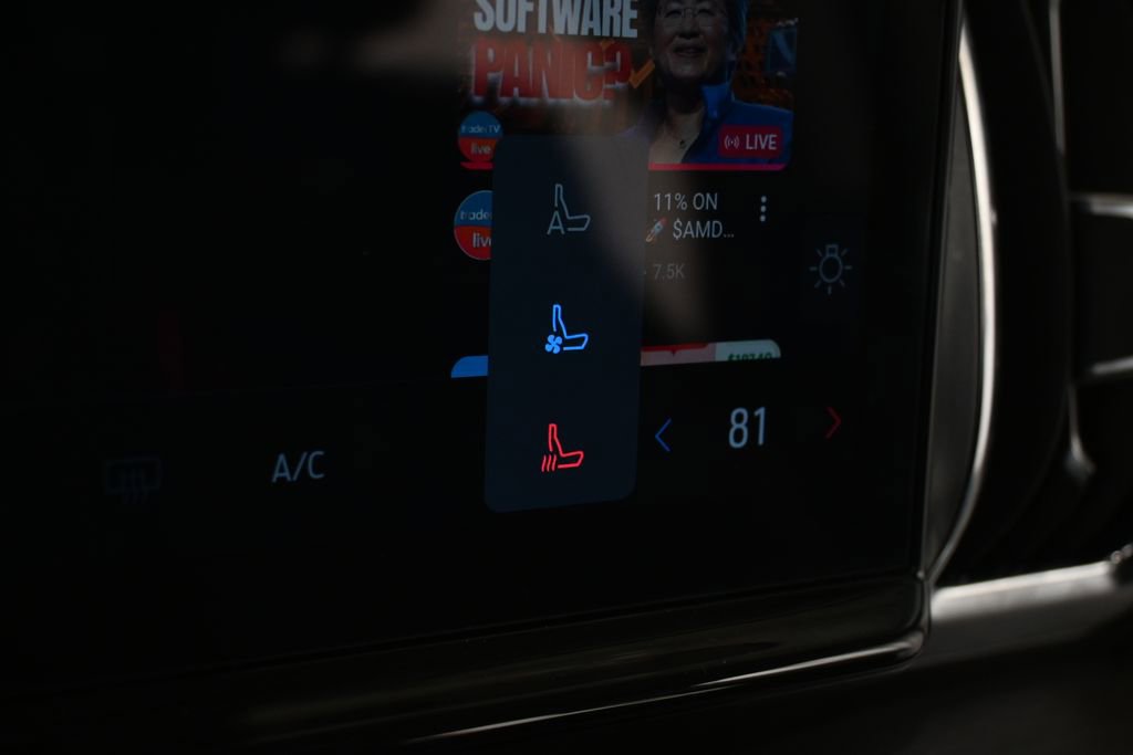 Used 2025 Ford Expedition Max Platinum image 25