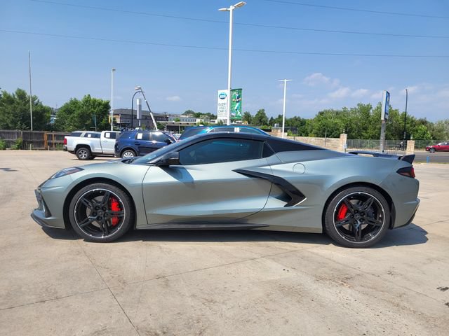 Used 2023 Chevrolet Corvette Stingray Premium Conv w/ Z51 Performance Package RWD image 4